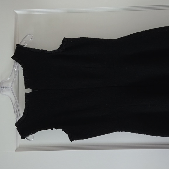 Banana Republic Wool Blend Black Sleeveless Lined Dress Ruffled Accents 8 - Picture 4 of 10